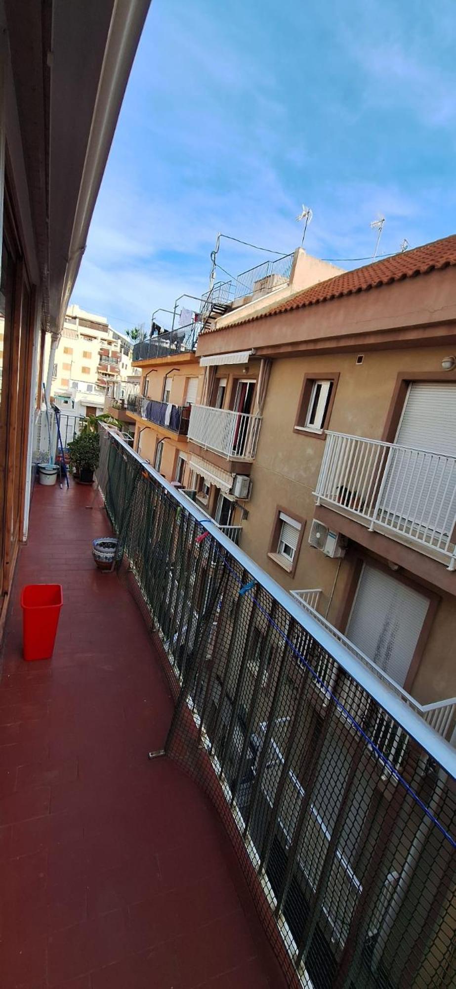 Apartamentos Casa May 2 - Centro Benidorm- Solo Mayores De 30 Anos Y Familias Экстерьер фото